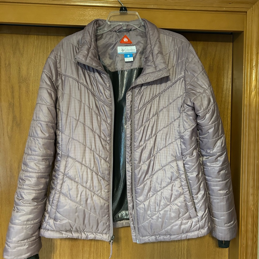 Columbia Women's Puffer Jacket in Lavender